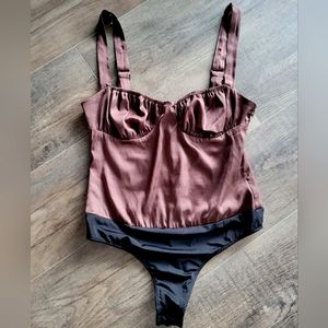 WeWoreWhat Satin Ruched Cup Bodysuit Size 4
